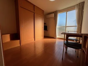 のマンスリーマンション・ウィークリーマンション「レオパレスＲ＆Ｋ 104(No.665957)」メイン画像