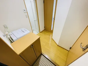 玄関にはシューズＢＯＸがございますので毎回片づけていただき、常に清潔な空間を保っていただくことが可能です♪