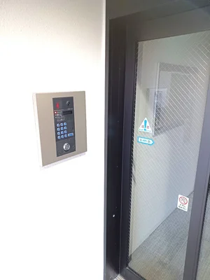 オートロック完備