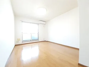 秋田市のマンスリーマンション・ウィークリーマンション「リフティ・サイド・コート 202・洋室(No.677439)」メイン画像