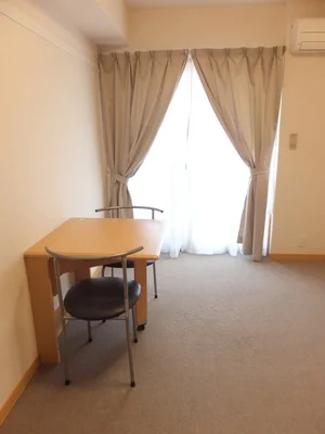 のマンスリーマンション・ウィークリーマンション「レオパレスラピス 406(No.703444)」メイン画像