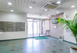 ◆オートロックのエントランス・寮長夫妻が常駐していて安心◎