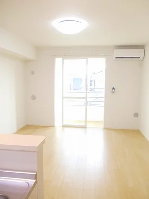 のマンスリーマンション・ウィークリーマンション「アルトプエンテ 204・洋室(No.705149)」メイン画像