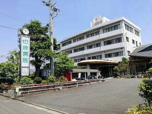 山崎病院まで徒歩8分