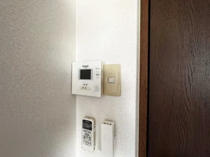 モニターフォン完備なのでお子様や女性のご利用でも安心ですね♪三重県桑名駅前ウィークリーマンションの人気物件♪