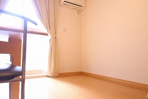 のマンスリーマンション・ウィークリーマンション「レオパレス田井町 102(No.709872)」メイン画像