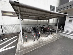 【駐輪場】岐阜駅前（北口）ウィークリーマンション、マンスリーマンションでは、自転車の持ち入れも可能です♪一部の物件ではレンタル自転車も行っているのでお問い合わせください(^_-)-☆