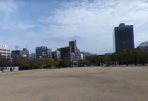 高松市中央公園野球場まで車で22分、10.3km。