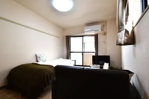 備品がたくさんあり すべて標準品! 一人暮らしに必要な家具家電を一式取り揃えております♪