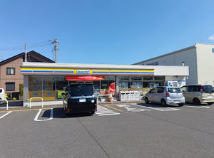 ミニストップ 岐阜城東通店まで車で6分