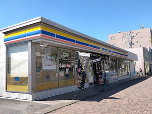 ミニストップ 岐阜加納上本町店まで徒歩4分
