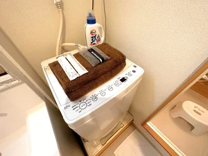 独立洗面台、洗濯機も完備‼タオル、ドライヤー、歯ブラシ、ボディタオルも揃えてるのは岐阜駅前マンスリーマンションだけ♪
