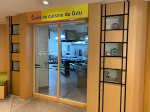 岐阜調理専門学校まで徒歩7分