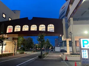 オーキッドパークまで徒歩7分