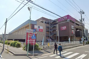 イオンタウン名西まで車で8分