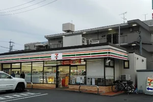 セブン-イレブン 名古屋五才美町店まで徒歩2分