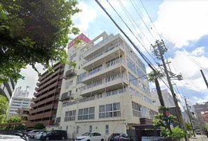 中部リハビリテーション専門学校まで徒歩2分。