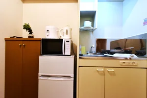 冷蔵庫・電子レンジ・電機ケトル・炊飯器など 家電類充実のラインナップ!