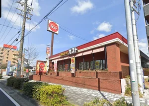 ガスト 広路通店まで車で19分。