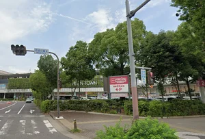 イオンタウン千種まで徒歩12分。