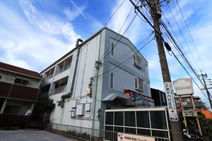 駐輪場あり！　愛知大学まで徒歩７分で　周辺にスーパーや飲食店なども集まった便利なエリアです。