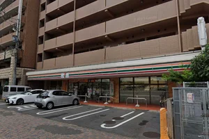 セブン-イレブン 名古屋大須４丁目店まで徒歩8分。