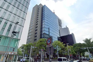 中区役所まで徒歩26分。