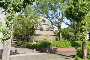 愛知県図書館まで徒歩17分。