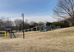 大野極楽寺公園まで車で14分