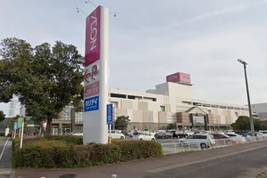 イオン 小牧店まで徒歩7分。