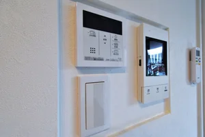 テレビモニターホン付で本人確認可能で安心安全に考慮! お湯調整スイッチあり!