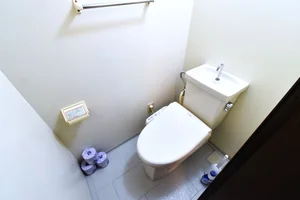 バストイレ別！こだわりのカテゴリ！　洗剤やトイレブラシも取り揃えております！