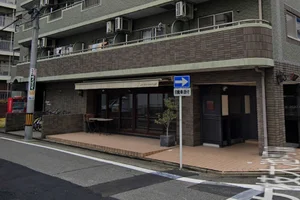 LA VAGABONDEまで徒歩15分。