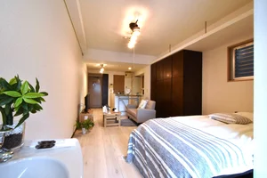 お部屋ゆったりで格安な長期出張に向いているお部屋! 収納スペースが広くご活用いただけます!