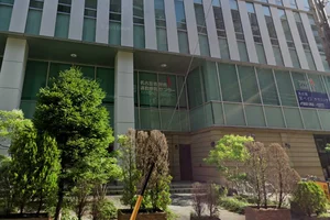 サイゼリヤ 名古屋中区役所前店まで徒歩8分。