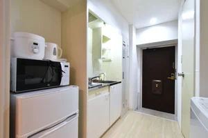 冷蔵庫・電子レンジ・電気ケトル・炊飯器など家電あり！　一人暮らしに必要な家電が標準化されています。