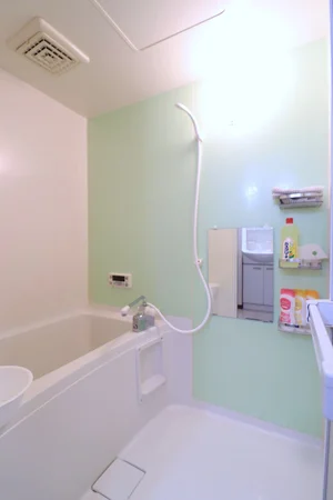 シャンプーやコンディショナーボディーソープや清掃用具もご用意！