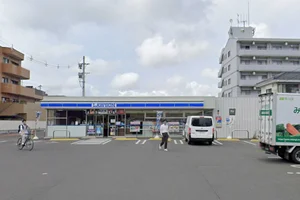 ローソン 仙台小田原三丁目店まで徒歩5分。