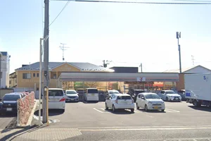 セブン-イレブン 仙台小鶴新田駅前店まで徒歩6分。