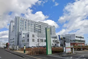 仙台市立病院まで車で17分。