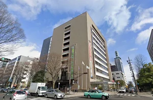 青葉区役所まで徒歩8分