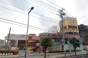 MEGAドン・キホーテ 仙台台原店まで車で11分。