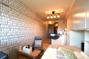 ホテルよりも安く　一人暮らしには十分な空間！　必要な設備もすべて標準化！