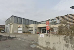 仙台市柏木市民センターまで徒歩15分。