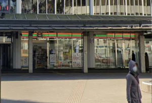 セブン-イレブン ハートイン ビエラ大津店　徒歩１５分