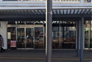 スターバックスコーヒー ビエラ大津店まで車で6分、2km。