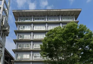 大津市役所まで車で13分、4.4ｋｍ。