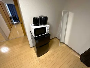 冷蔵庫・電子レンジ・炊飯器・ケトルを常備設置しております(^^)/