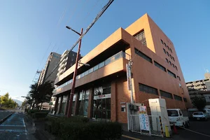 北伊勢上野信用金庫まで徒歩8分