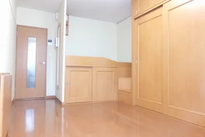 のマンスリーマンション・ウィークリーマンション「レオパレスＣＲＯＷＮ 108(No.726825)」メイン画像